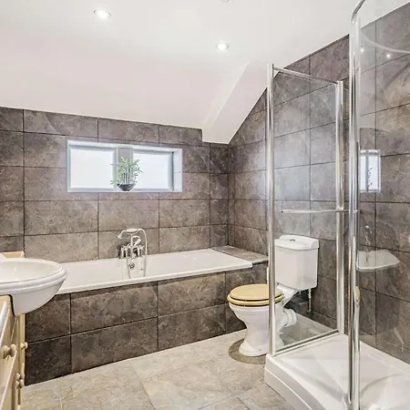 Holiday home 4 Bed In 89095